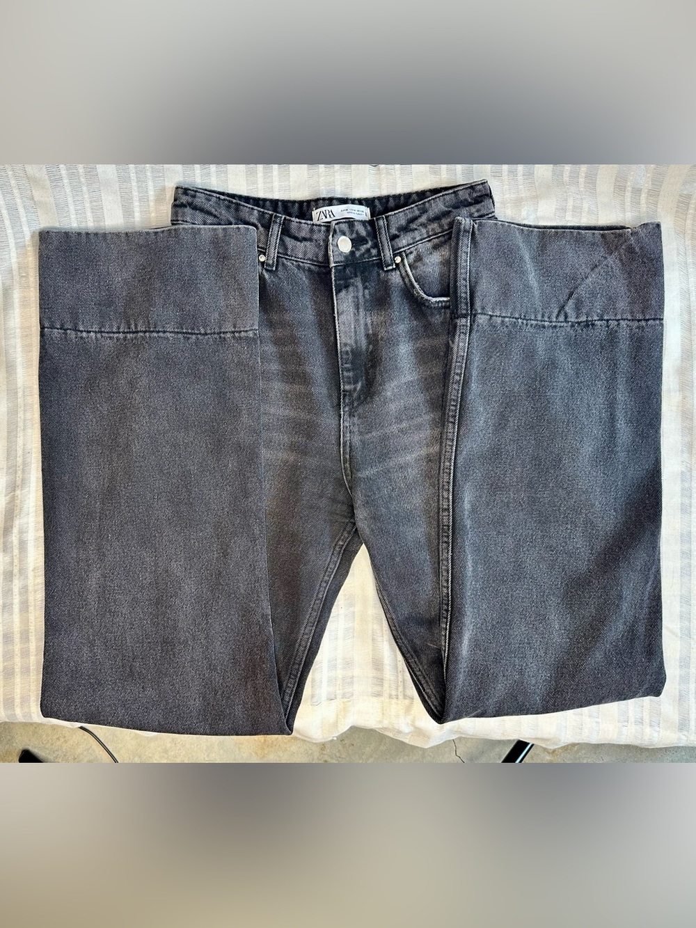 Zara black wash wide leg high-waisted jeans